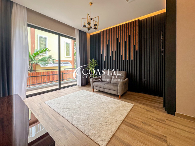 บ้านสำหรับขายที่พระตำหนัก