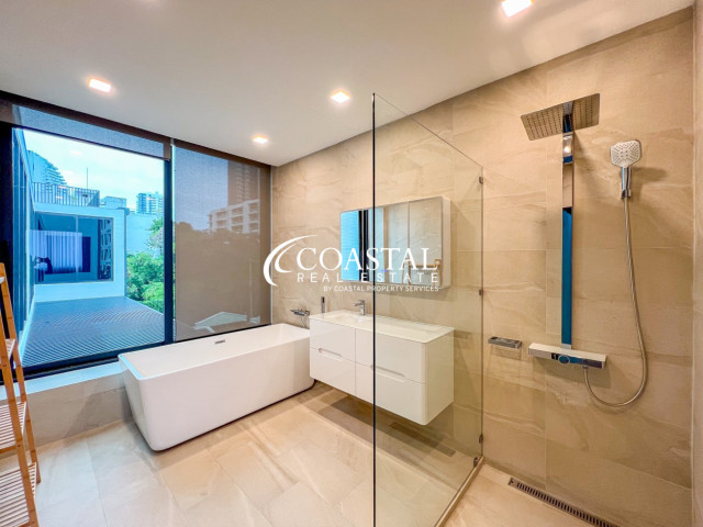 บ้านสำหรับขายที่พระตำหนัก