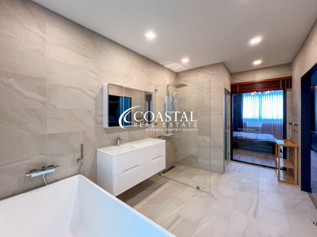 บ้านสำหรับขายที่พระตำหนัก