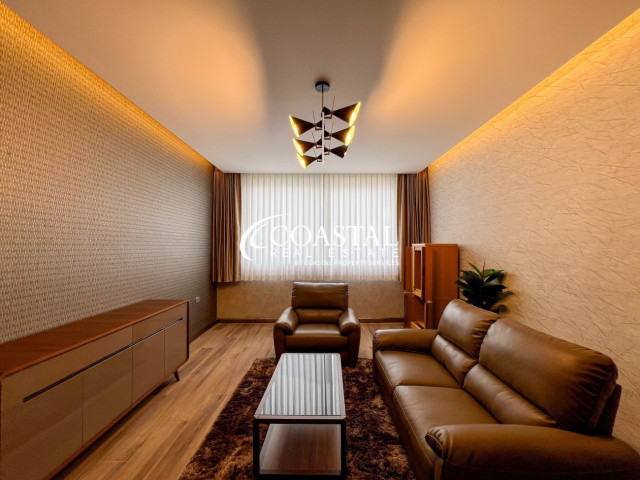 บ้านสำหรับขายที่พระตำหนัก