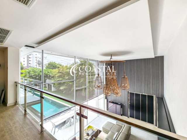 บ้านสำหรับขายที่พระตำหนัก