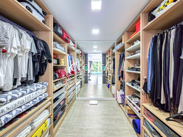 บ้านสำหรับขายที่พระตำหนัก