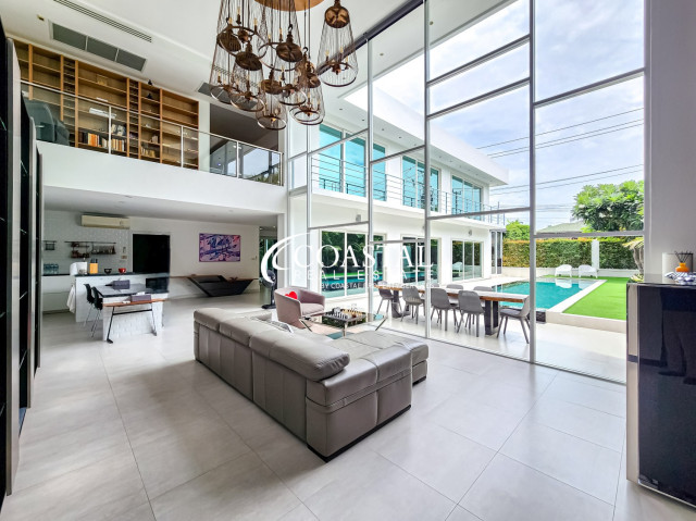 บ้านสำหรับขายที่พระตำหนัก