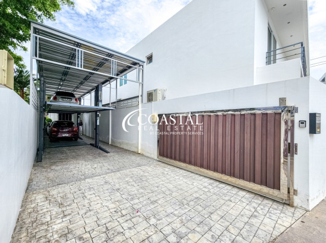 บ้านสำหรับขายที่พระตำหนัก