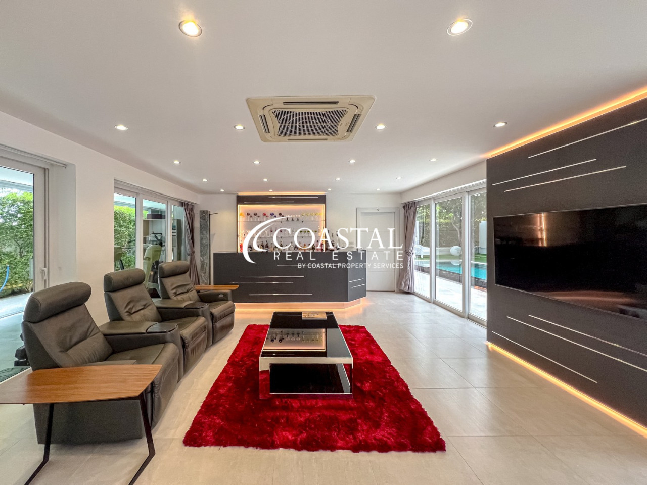 บ้านสำหรับขายที่พระตำหนัก