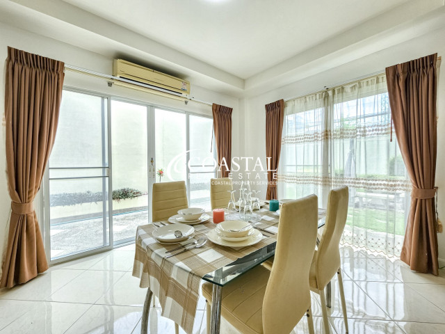 ทาวน์เฮ้าส์สำหรับขายที่พัทยาตะวันออก