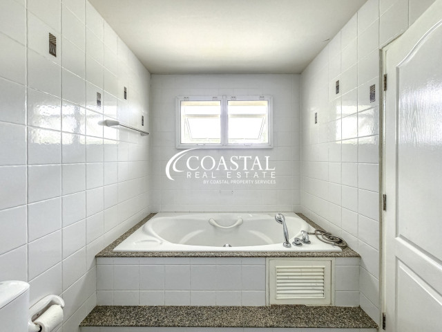 ทาวน์เฮ้าส์สำหรับขายที่พัทยาตะวันออก