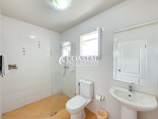 ทาวน์เฮ้าส์สำหรับขายที่พัทยาตะวันออก