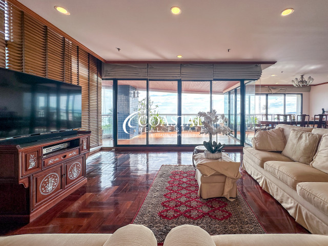 Condo For Sale Pratumnak