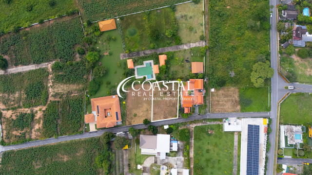 ที่ดินสำหรับขายที่นาจอมเทียน