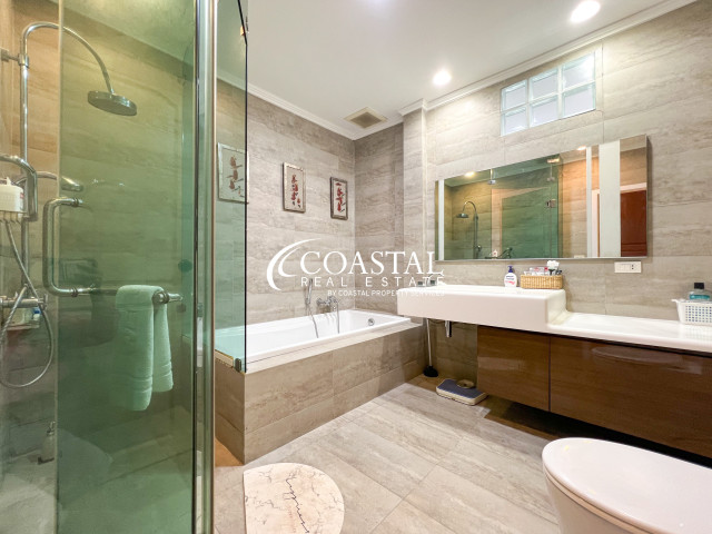 บ้านสำหรับขายที่พระตำหนัก