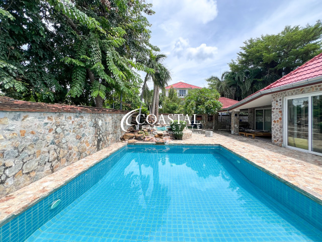 บ้านสำหรับขายที่พระตำหนัก