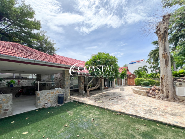 บ้านสำหรับขายที่พระตำหนัก