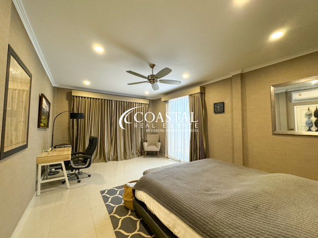 บ้านสำหรับขายที่พระตำหนัก