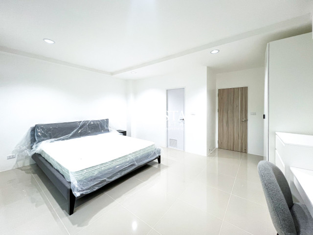 Townhouse For Rent Wong Amat