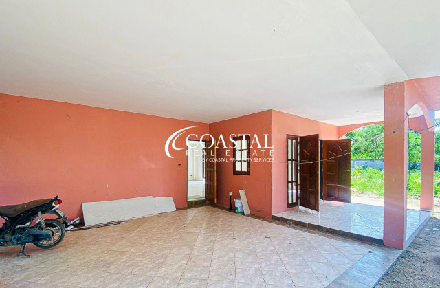 House For Sale Mabprachan/Pong