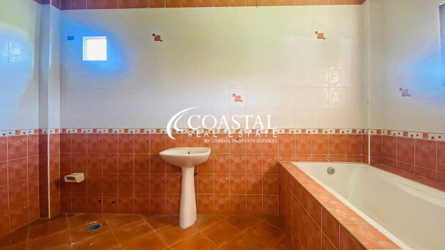 House For Sale Mabprachan/Pong