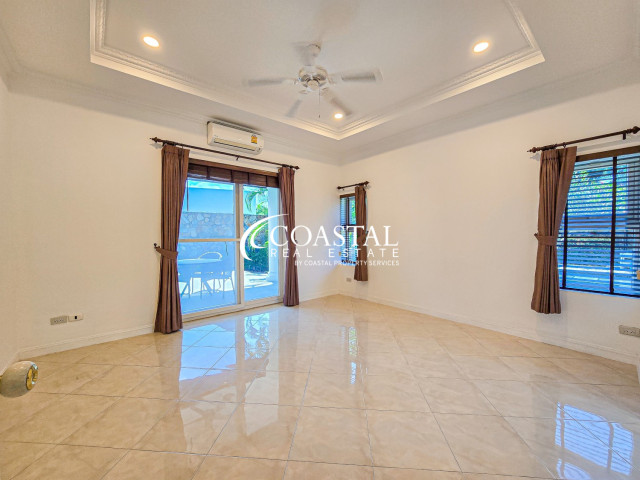 House For Sale Mabprachan/Pong