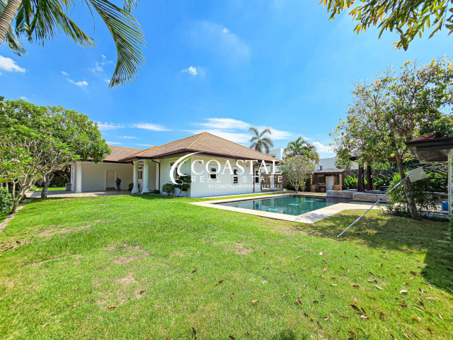 House For Sale Mabprachan/Pong