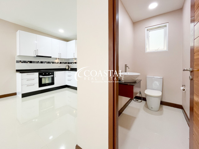 Townhouse For Sale Bang Saray