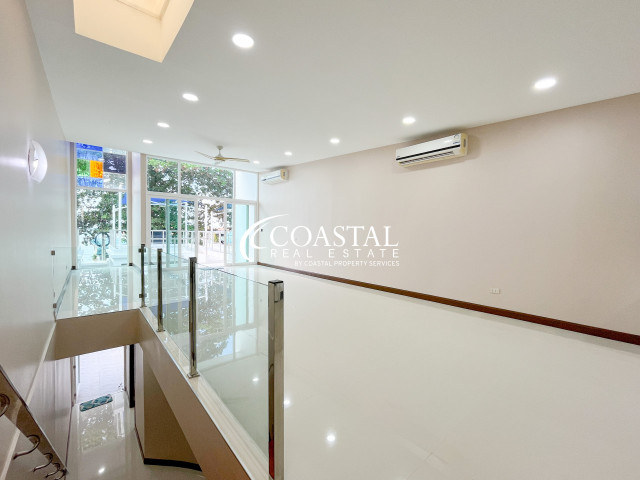 Townhouse For Sale Bang Saray