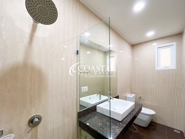 Townhouse For Sale Bang Saray