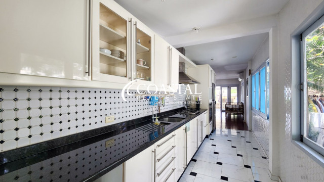 บ้านสำหรับขายที่วงศ์อมาตย์