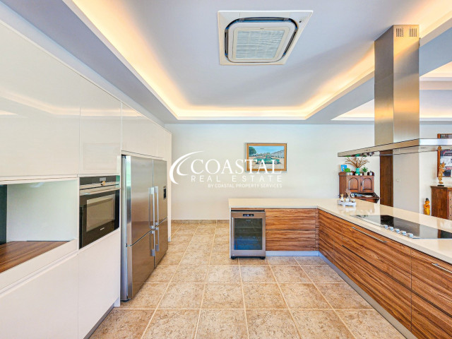 House For Sale Mabprachan/Pong