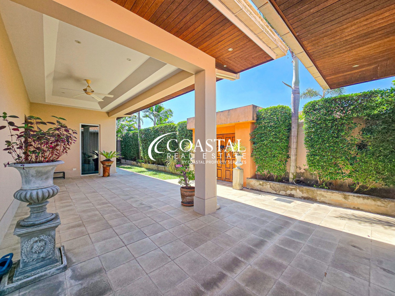 House For Sale Mabprachan/Pong