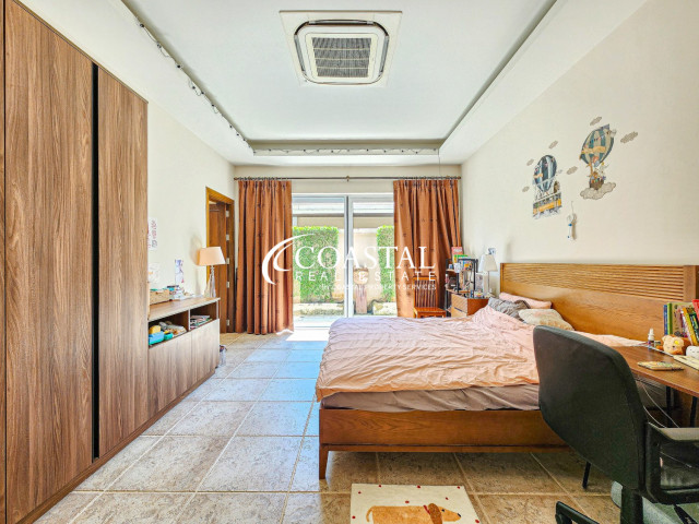 House For Sale Mabprachan/Pong