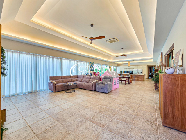 House For Sale Mabprachan/Pong