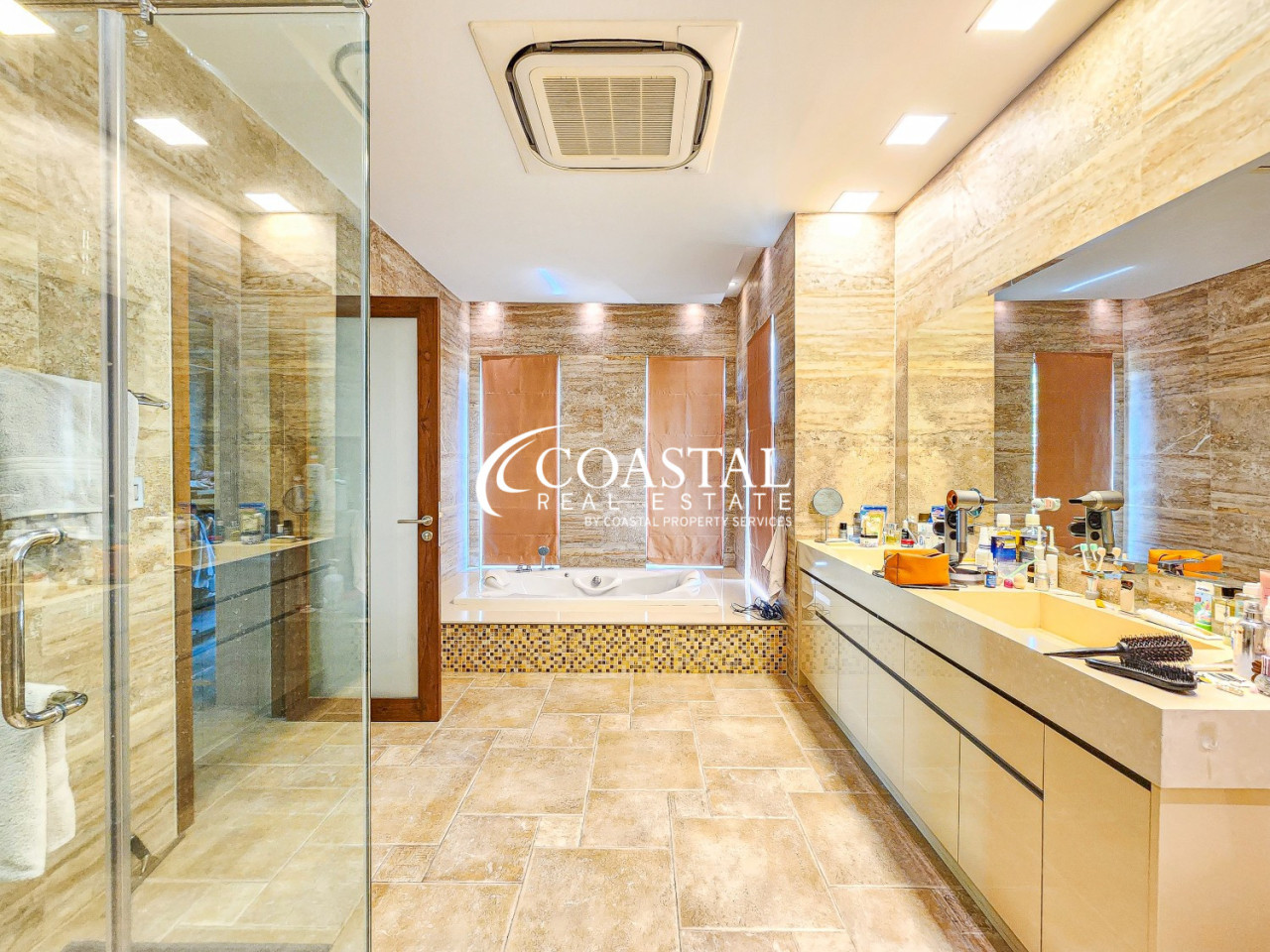 House For Sale Mabprachan/Pong