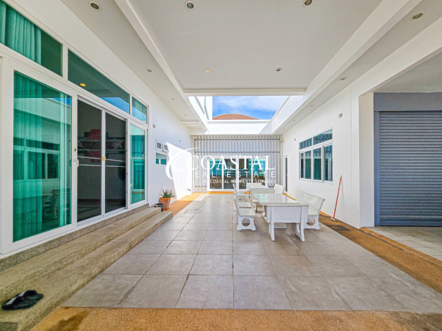 House For Sale Mabprachan/Pong