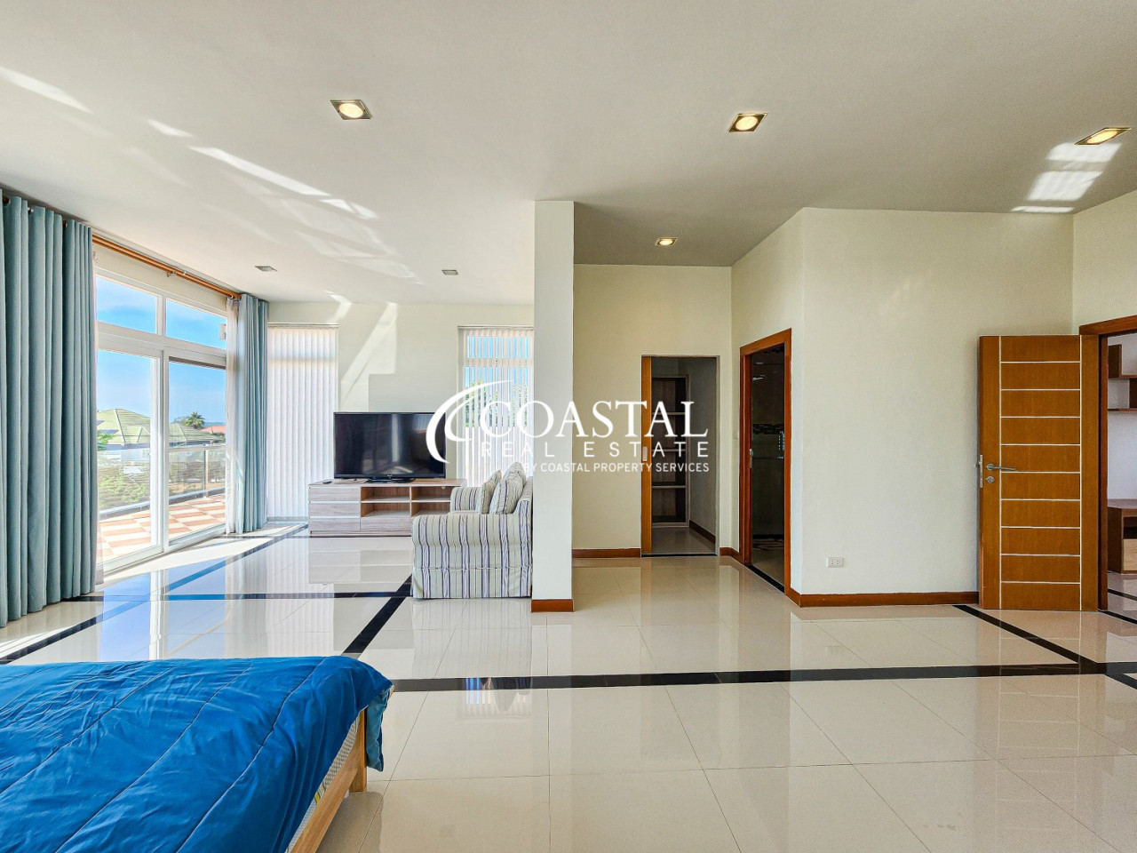 House For Sale Mabprachan/Pong