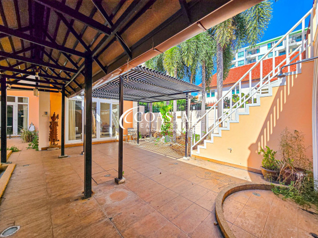 House For Sale Pratumnak