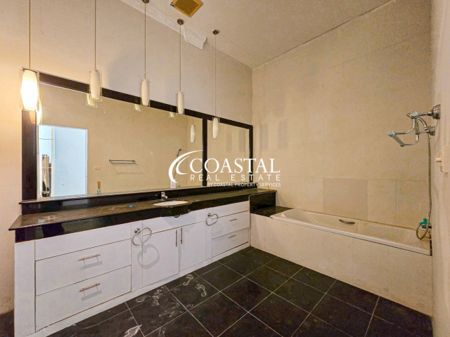 House For Sale Pratumnak