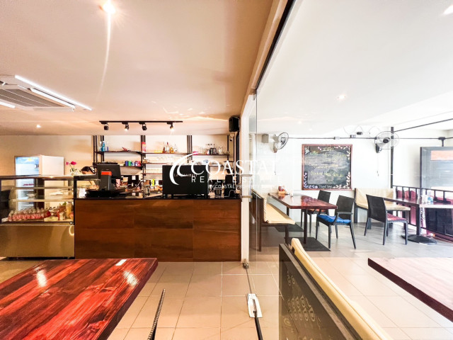 อสังหาริมทรัพย์เชิงพาณิชย์สำหรับขายที่พระตำหนัก