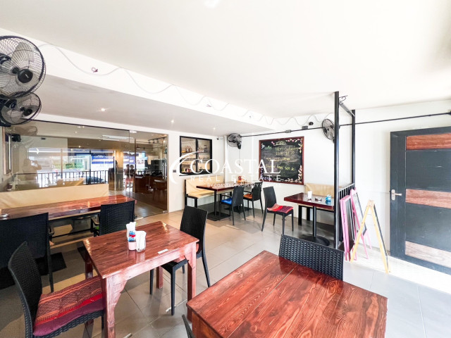 อสังหาริมทรัพย์เชิงพาณิชย์สำหรับขายที่พระตำหนัก