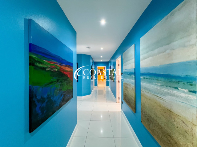 บ้านสำหรับขายที่พระตำหนัก