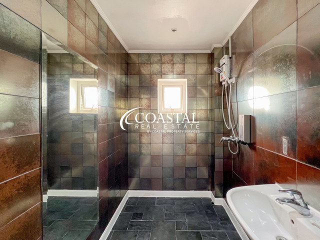 บ้านสำหรับขายที่พระตำหนัก