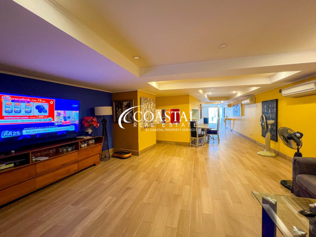 บ้านสำหรับขายที่พระตำหนัก