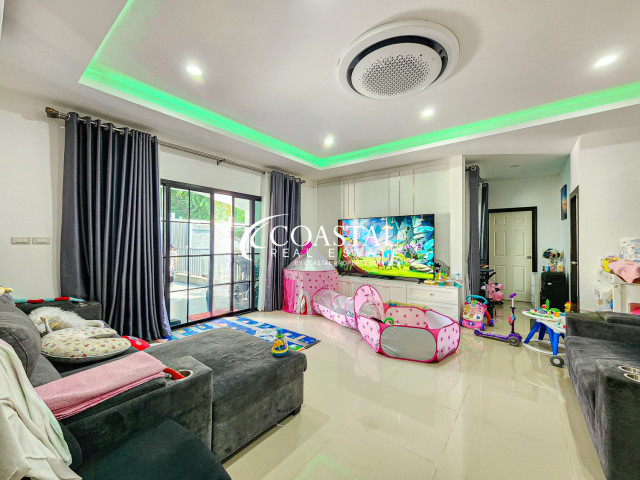 House For Sale Mabprachan/Pong