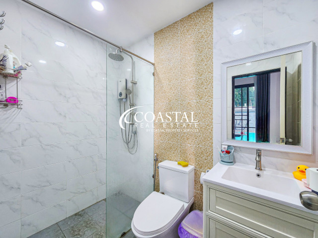 House For Sale Mabprachan/Pong