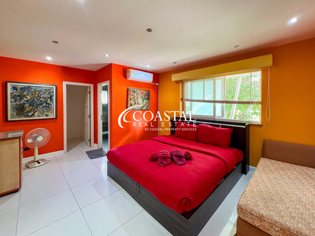 อสังหาริมทรัพย์เชิงพาณิชย์สำหรับขายที่พระตำหนัก