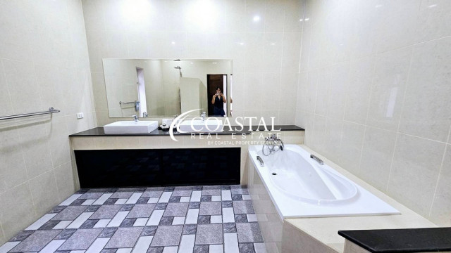 บ้านสำหรับขายที่ห้วยใหญ่