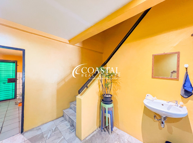 Townhouse For Sale South Pattaya