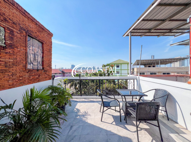 Townhouse For Sale South Pattaya