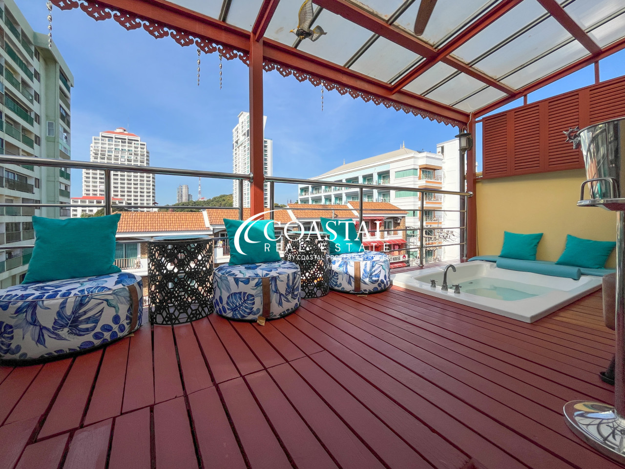 อสังหาริมทรัพย์เชิงพาณิชย์สำหรับขายที่พระตำหนัก