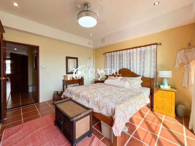 อสังหาริมทรัพย์เชิงพาณิชย์สำหรับขายที่พระตำหนัก