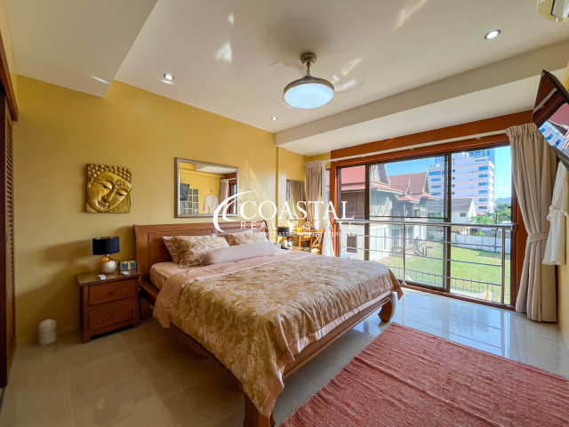 อสังหาริมทรัพย์เชิงพาณิชย์สำหรับขายที่พระตำหนัก